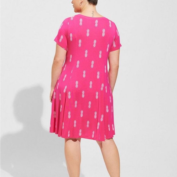 ❤NWT VINTAGE TORRID POCKETS SUPER SOFT, FIT N FLARE, PINEAPPLE TROPICAL DRESS - Picture 2 of 10